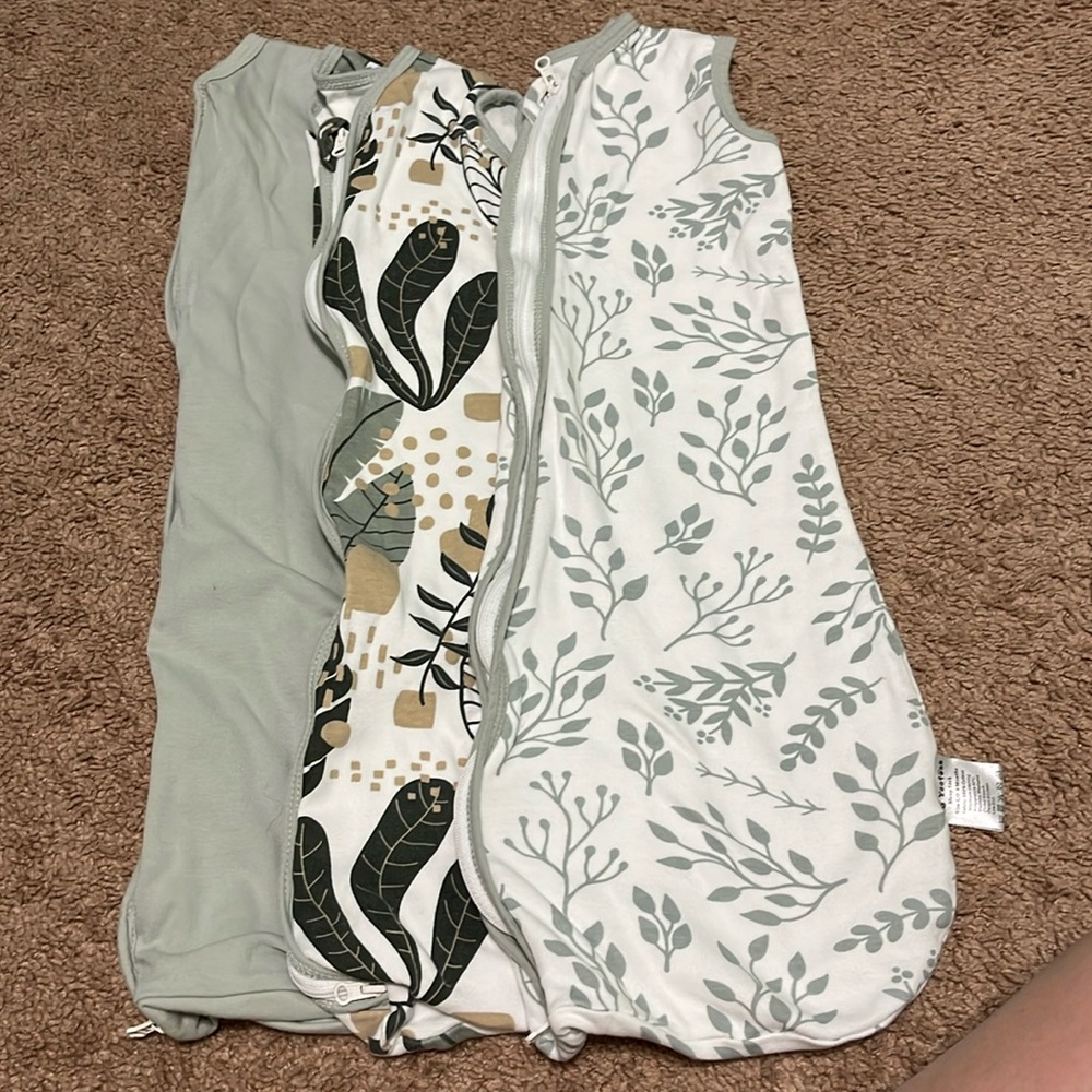 Set of three sleep sacks